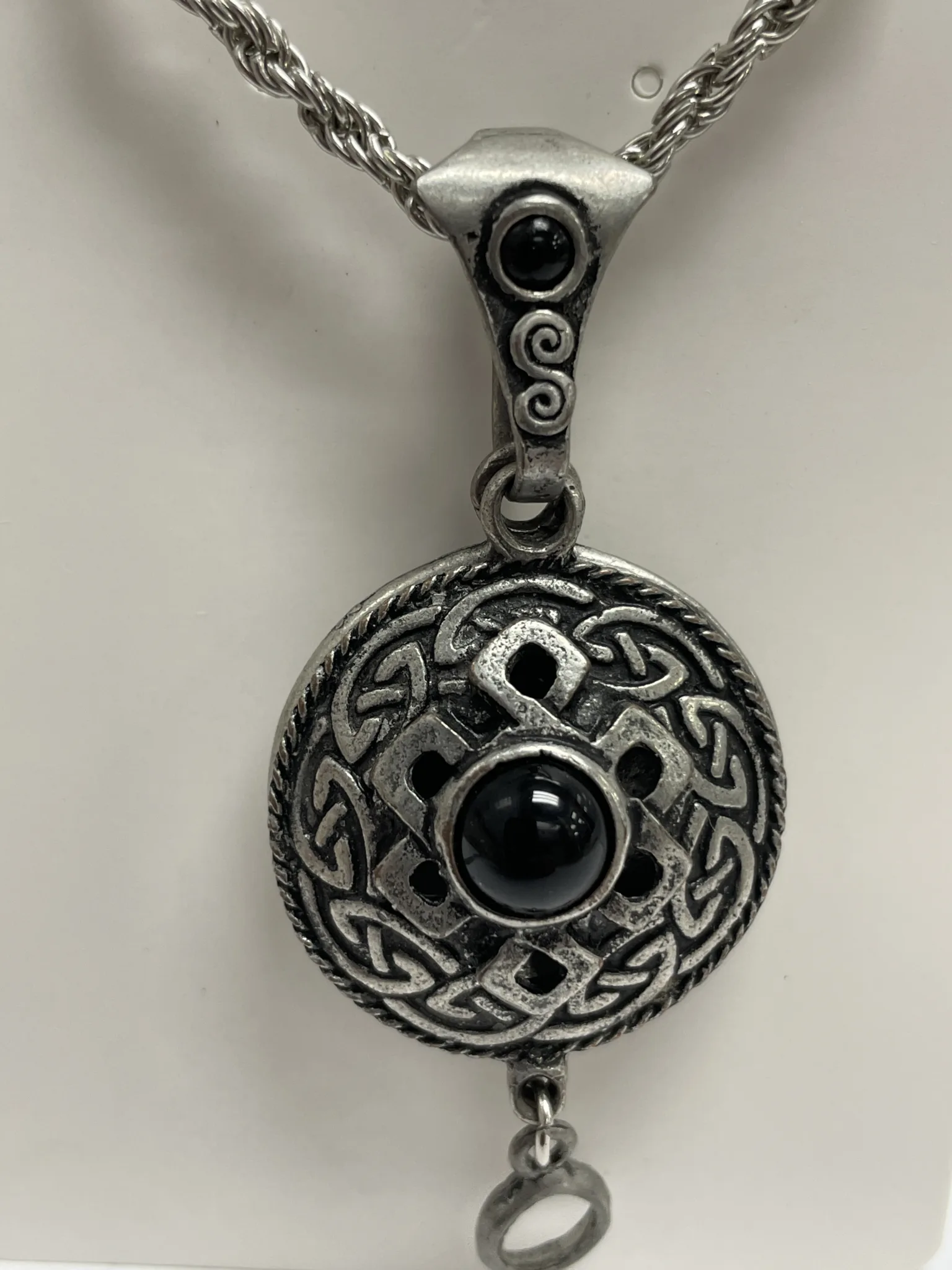 Celtic Knot Drop Dangle Aromatherapy Pendant